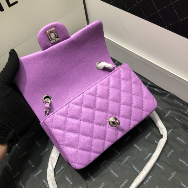 CL FLAP BAG CAVIAR